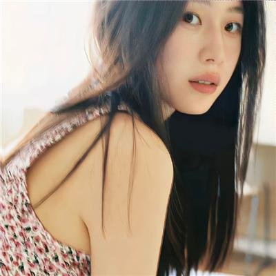 她在梦中跳舞
